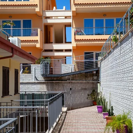 Airone Apartament *